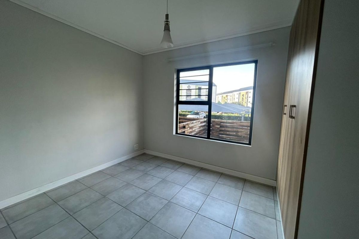 Apartment To Rent in Mooikloof - Photo 5