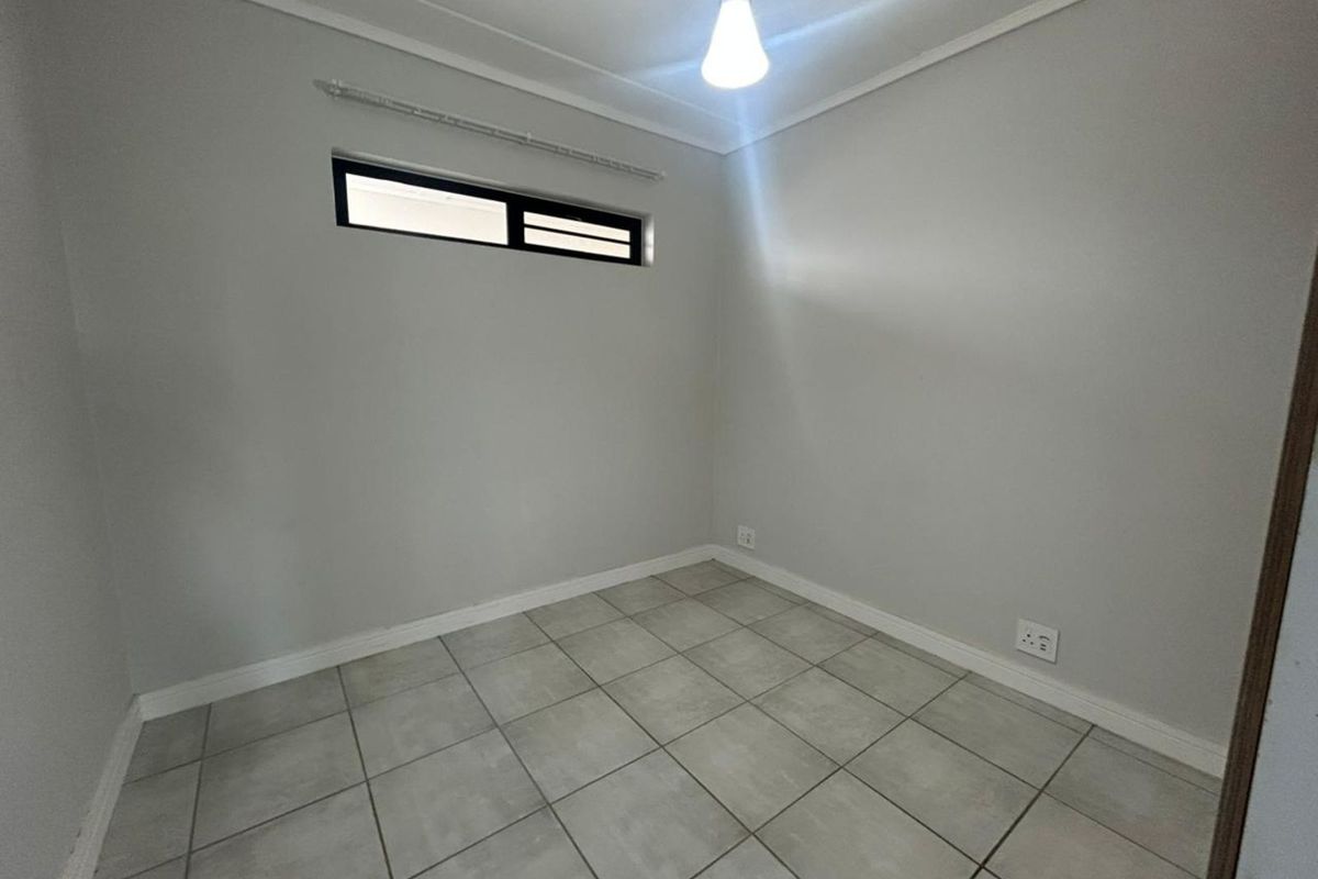 Apartment To Rent in Mooikloof - Photo 4