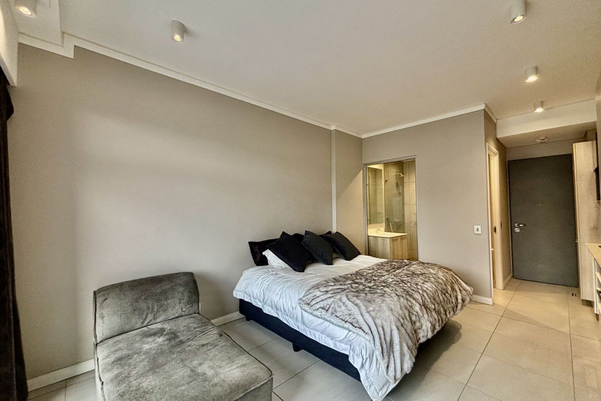 Apartment For Sale in Menlyn - Photo 4