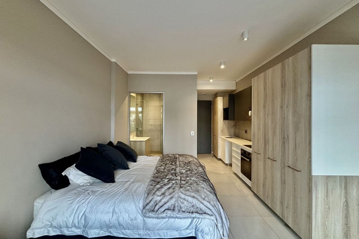 Apartment For Sale in Menlyn - Photo 2