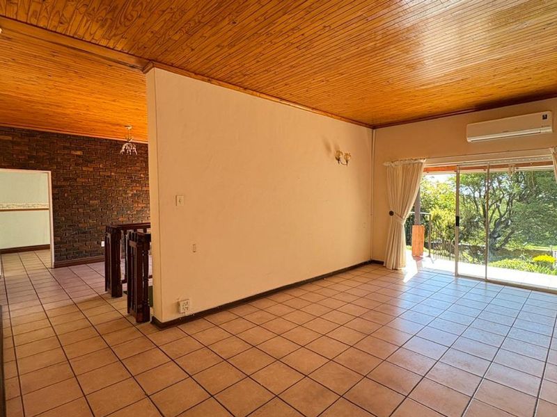House For Sale in Moreleta Park - Photo 3