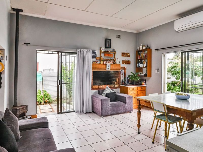 House For Sale in Montagu Central - Photo 4
