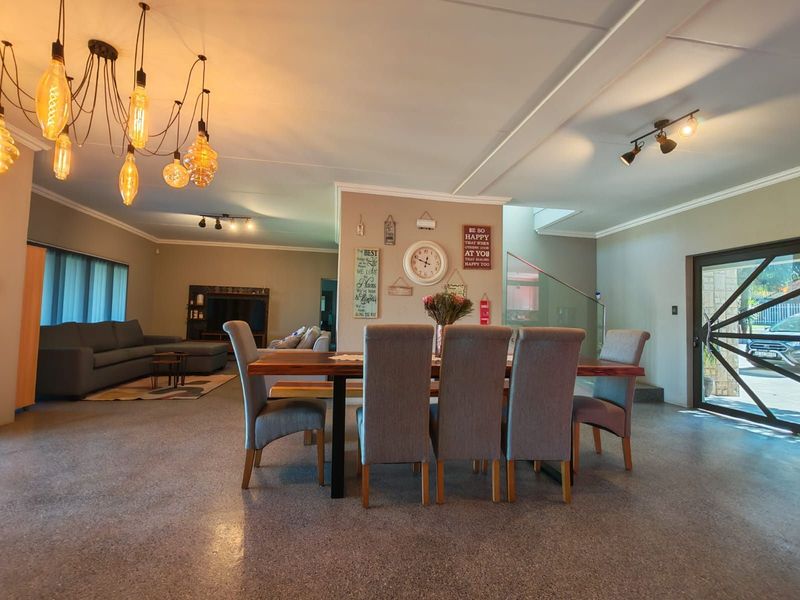 House For Sale in Sunward Park - Photo 4