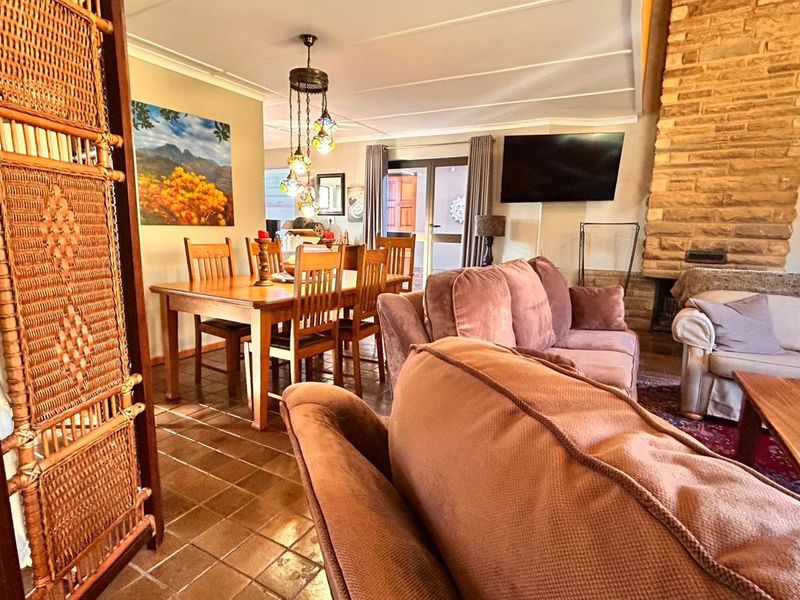 House For Sale in Cathkin Park Central - Photo 3