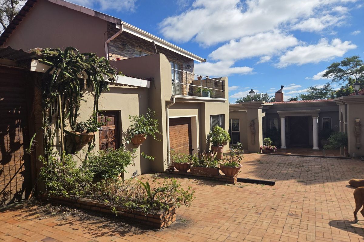 House For Sale in Mnandi - Photo 2