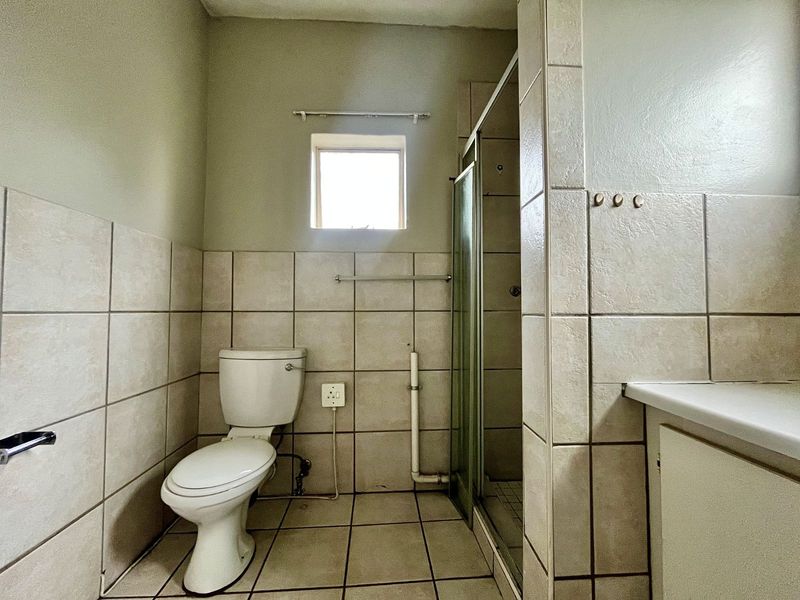 Apartment To Rent in Hatfield - Photo 4
