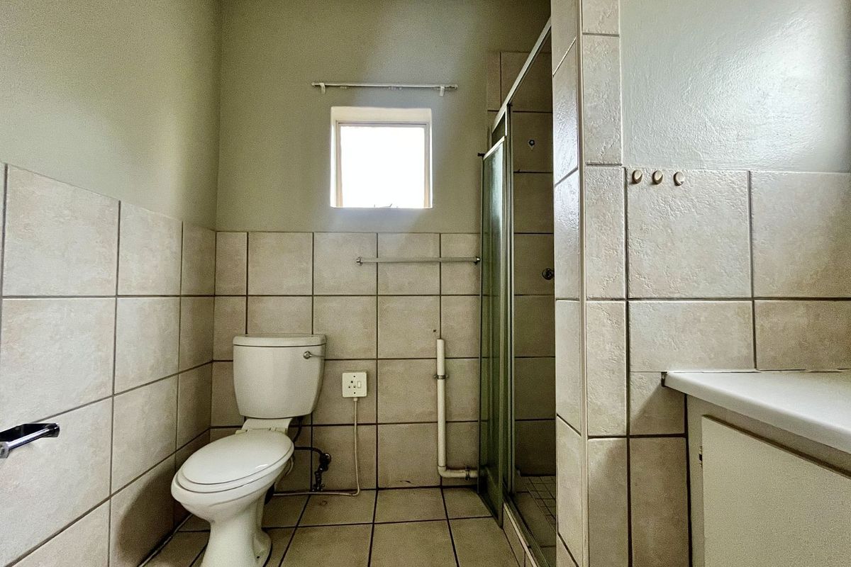 Apartment To Rent in Hatfield - Photo 4