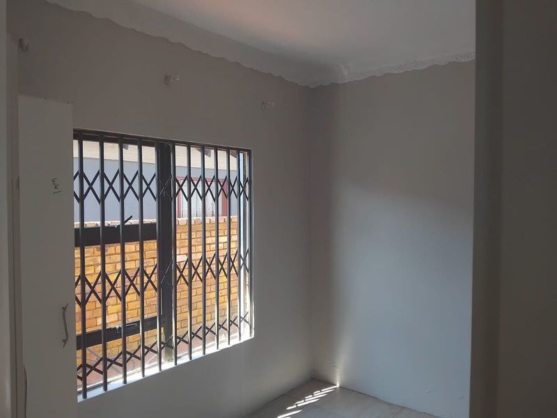 House For Sale in Mamelodi East - Photo 8