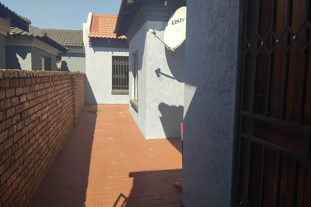 House For Sale in Mamelodi East - Photo 5