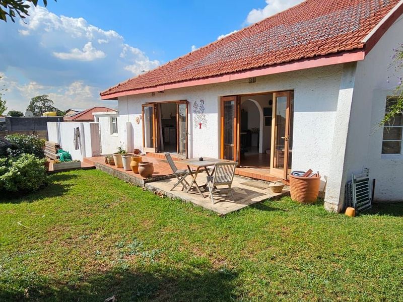 House For Sale in Albertville - Photo 1
