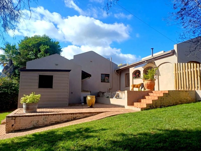 House For Sale in The Village - Photo 1