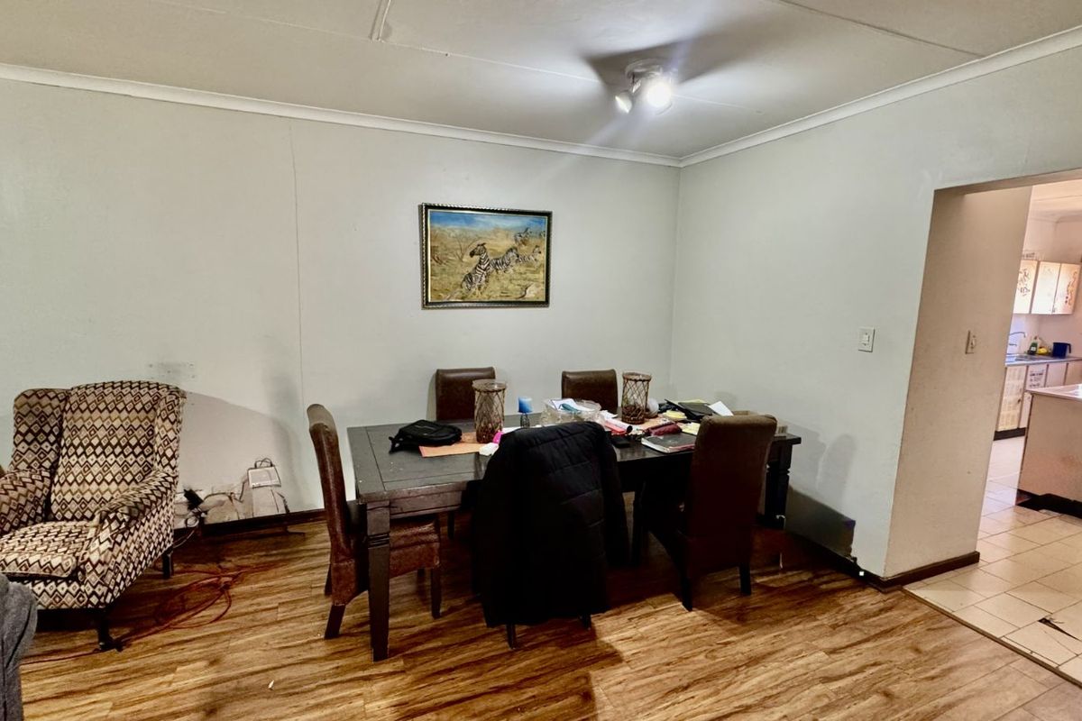 Townhouse To Rent in Wierda Park - Photo 3
