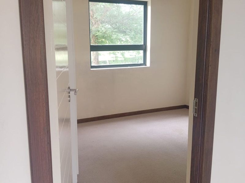 Apartment To Rent in Jackal Creek Golf Estate - Photo 5