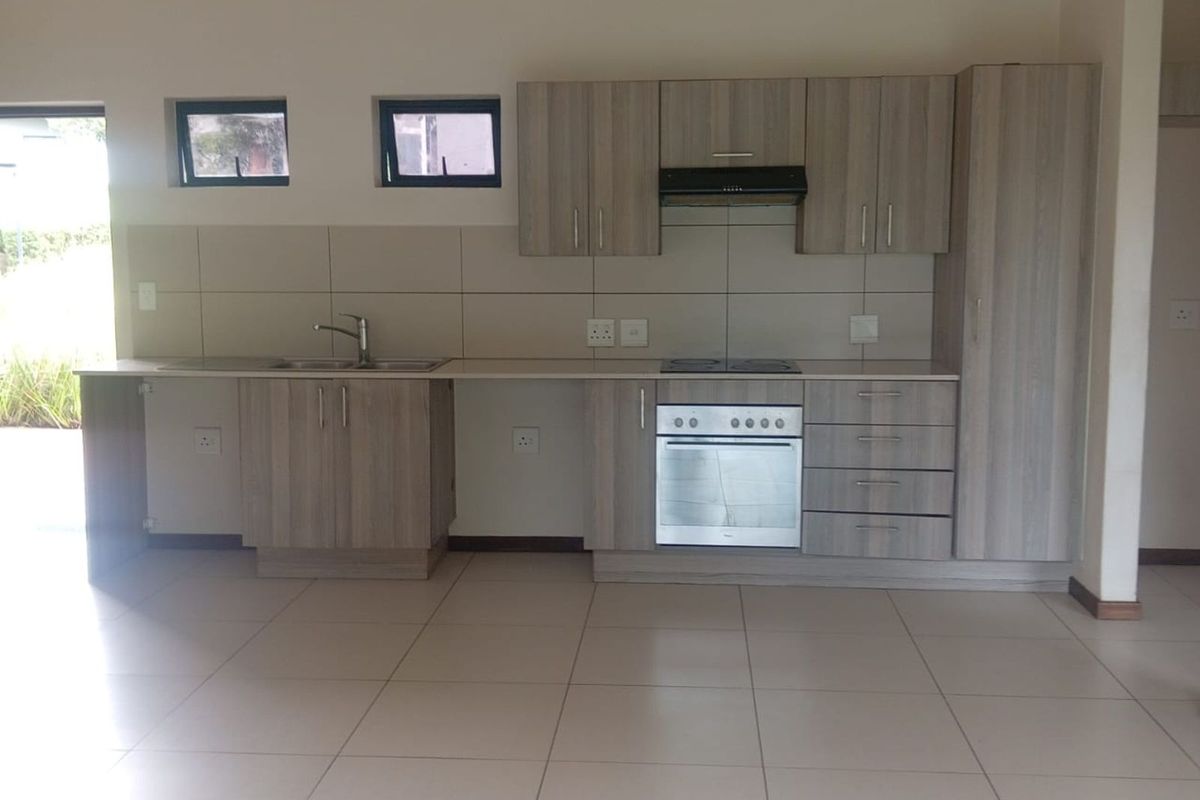 Apartment To Rent in Jackal Creek Golf Estate - Photo 2