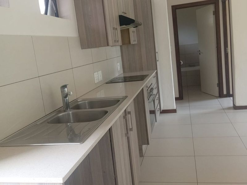 Apartment To Rent in Jackal Creek Golf Estate - Photo 3