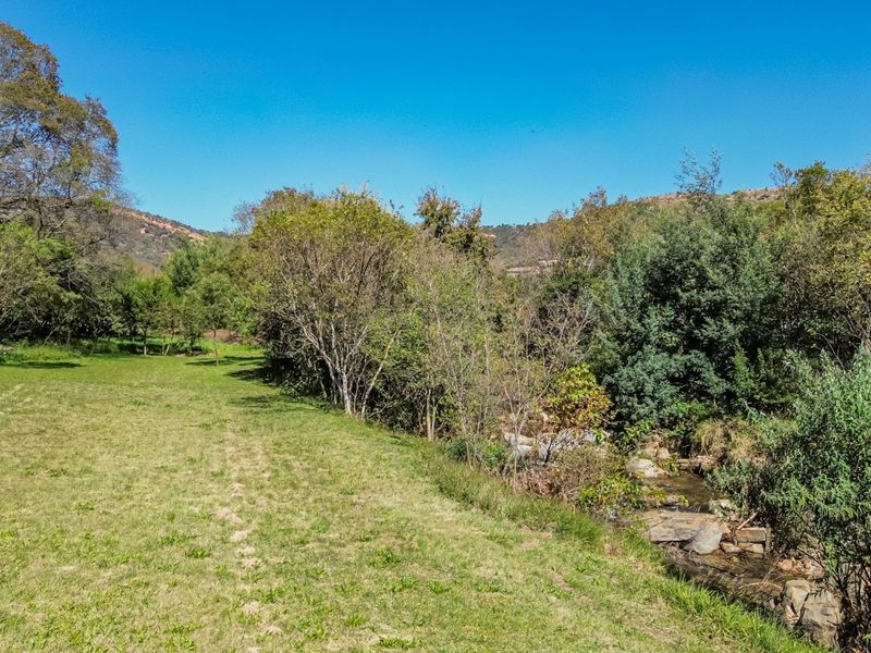 House For Sale in Ruimsig - Photo 3