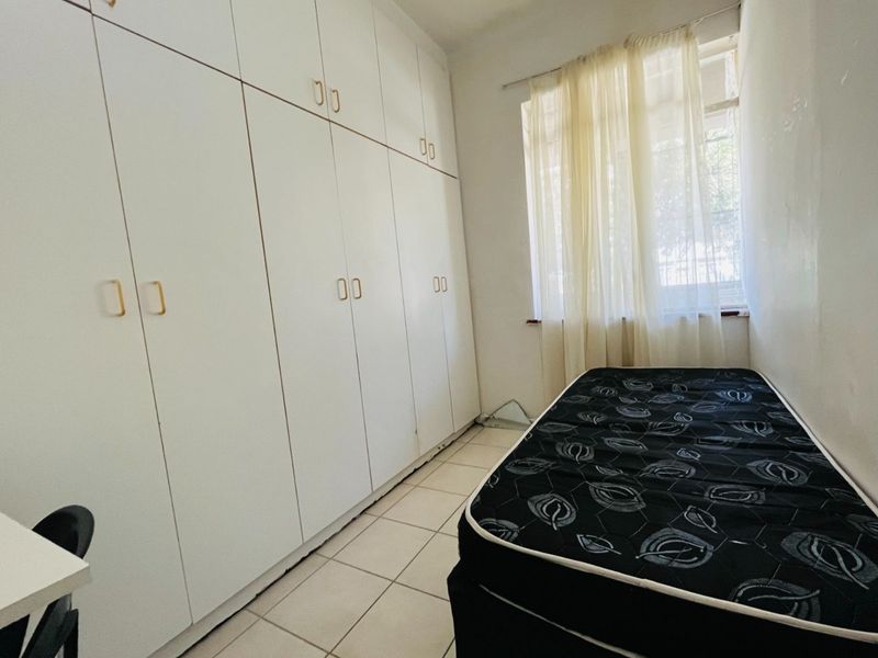Apartment For Sale in Humewood - Photo 6
