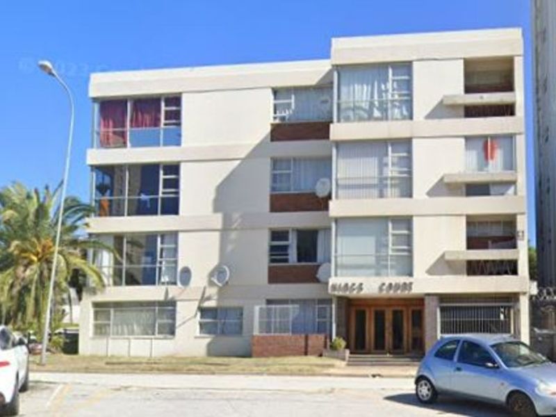 Apartment For Sale in Humewood - Photo 1