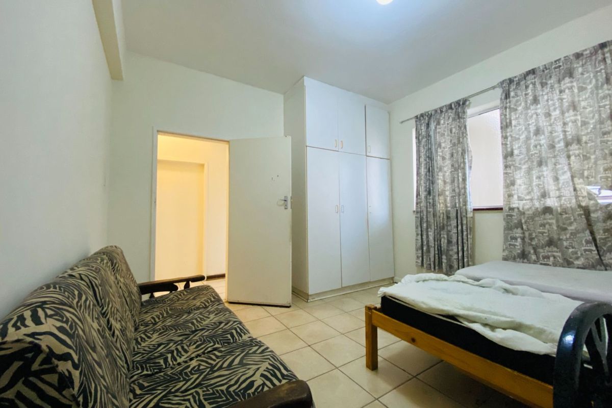 Apartment For Sale in Humewood - Photo 4