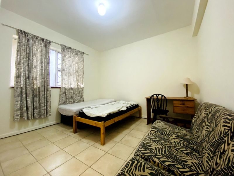 Apartment For Sale in Humewood - Photo 5