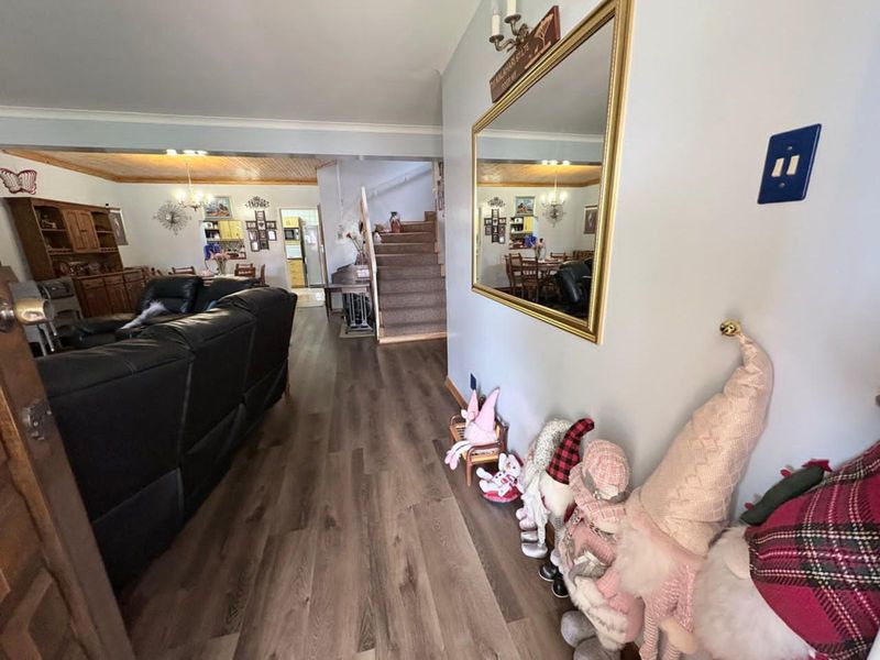 Townhouse For Sale in Memorial Road Area - Photo 5