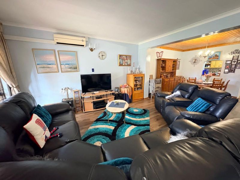 Townhouse For Sale in Memorial Road Area - Photo 7