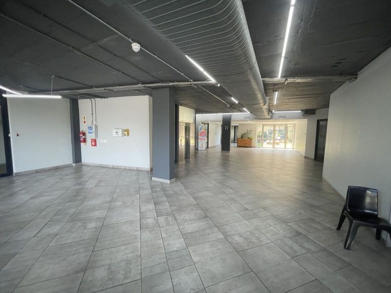 Office For Sale in Hatfield - Photo 4