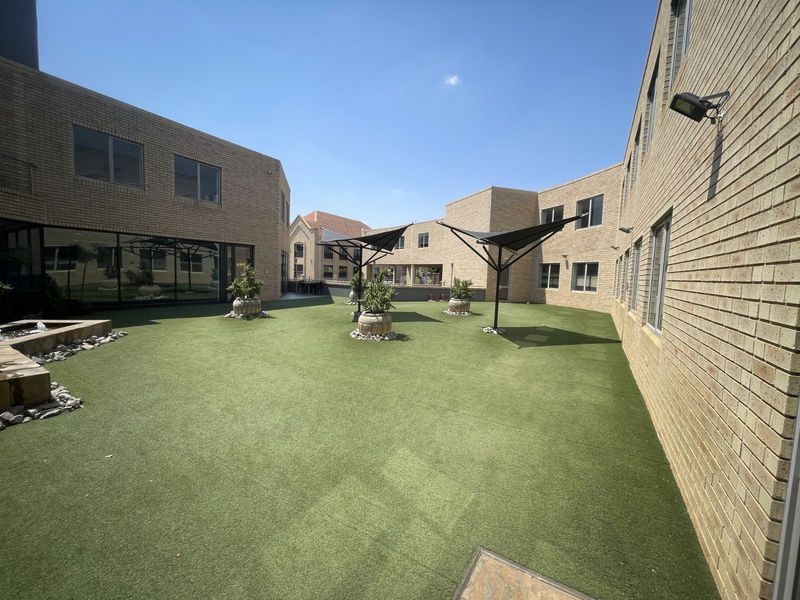 Office For Sale in Hatfield - Photo 10