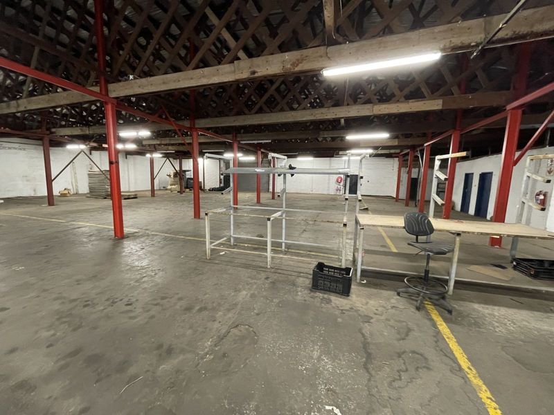 Industrial To Rent in Clayville East - Photo 10