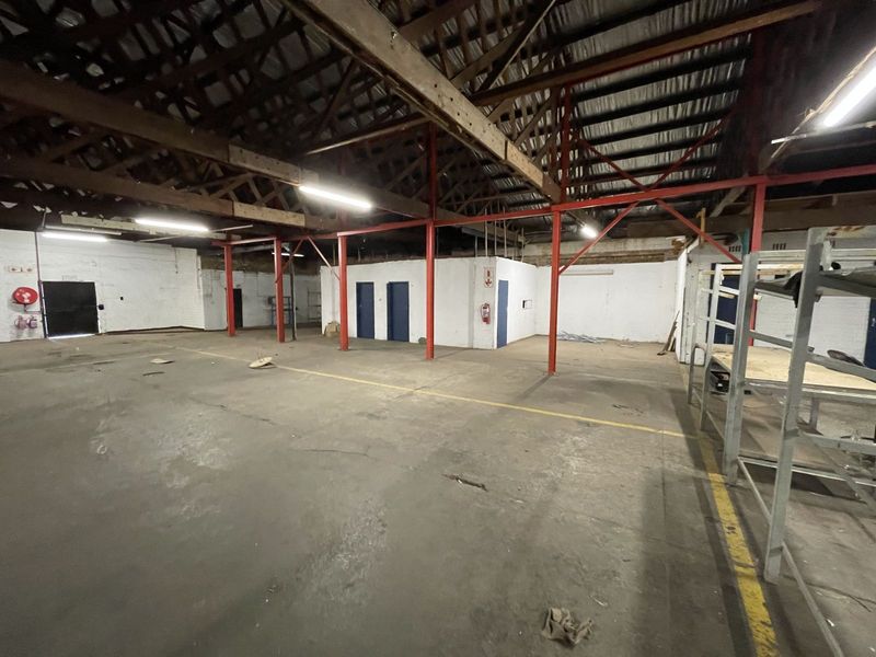 Industrial To Rent in Clayville East - Photo 7
