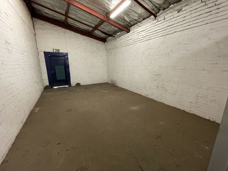 Industrial To Rent in Clayville East - Photo 6