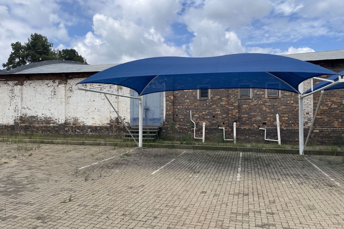 Industrial To Rent in Clayville East - Photo 2