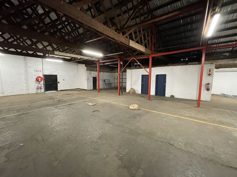 Industrial To Rent in Clayville East - Photo 5
