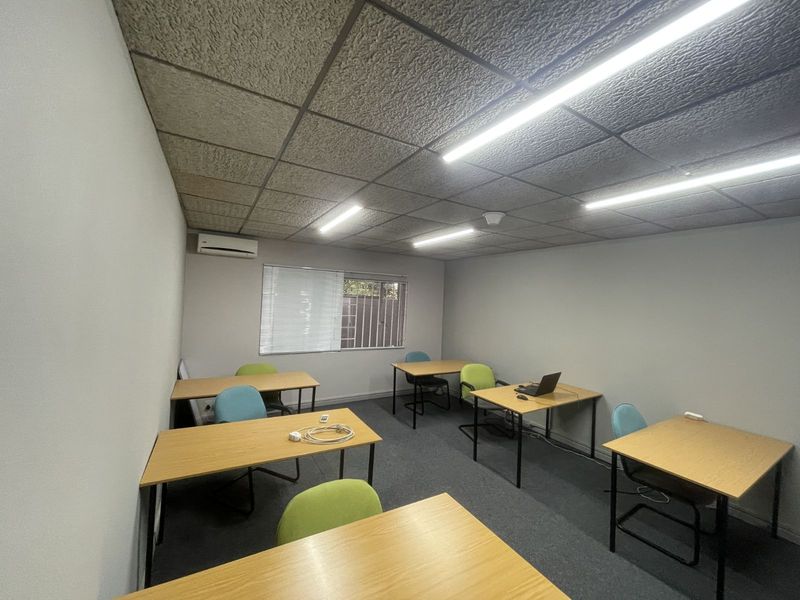 Office For Sale in Hatfield - Photo 9