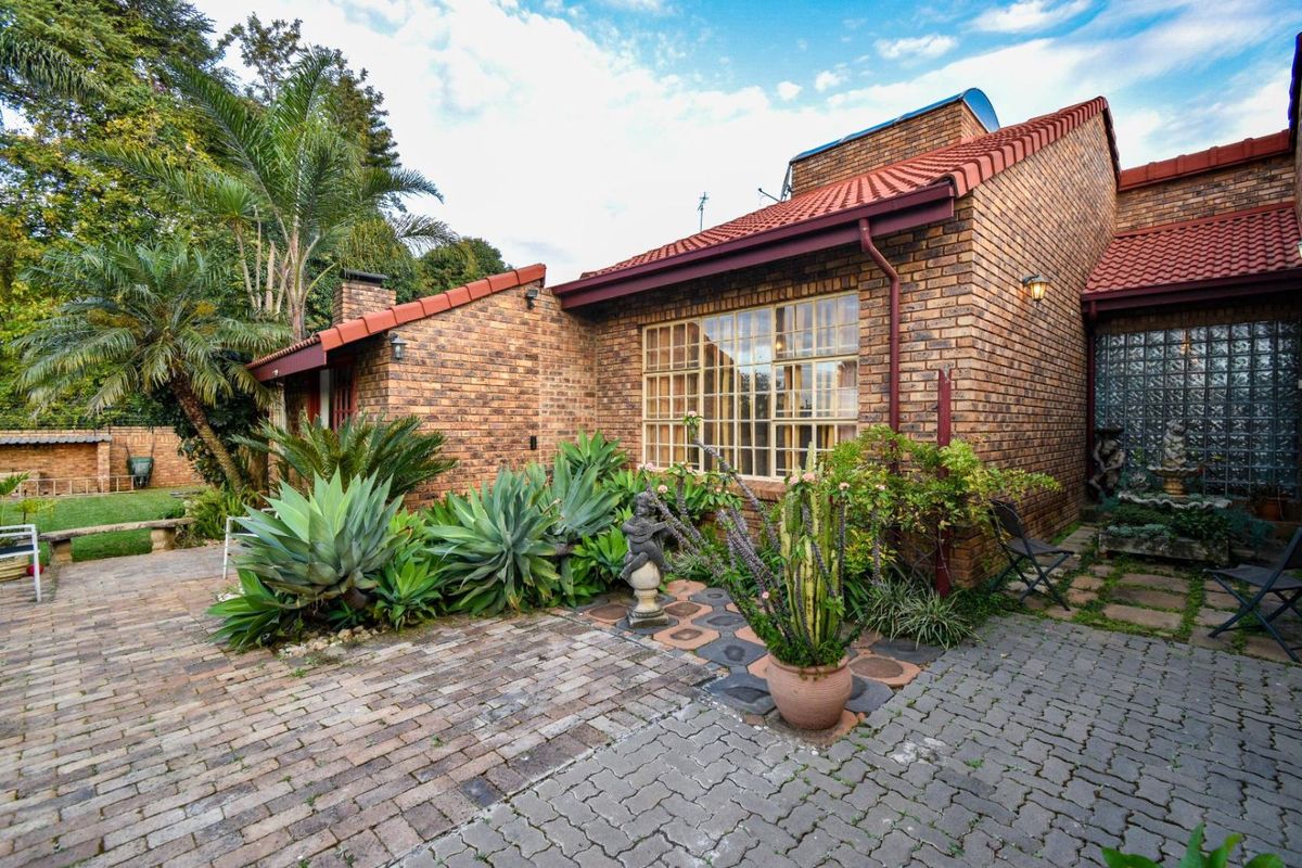 House For Sale in Erasmusrand - Photo 2