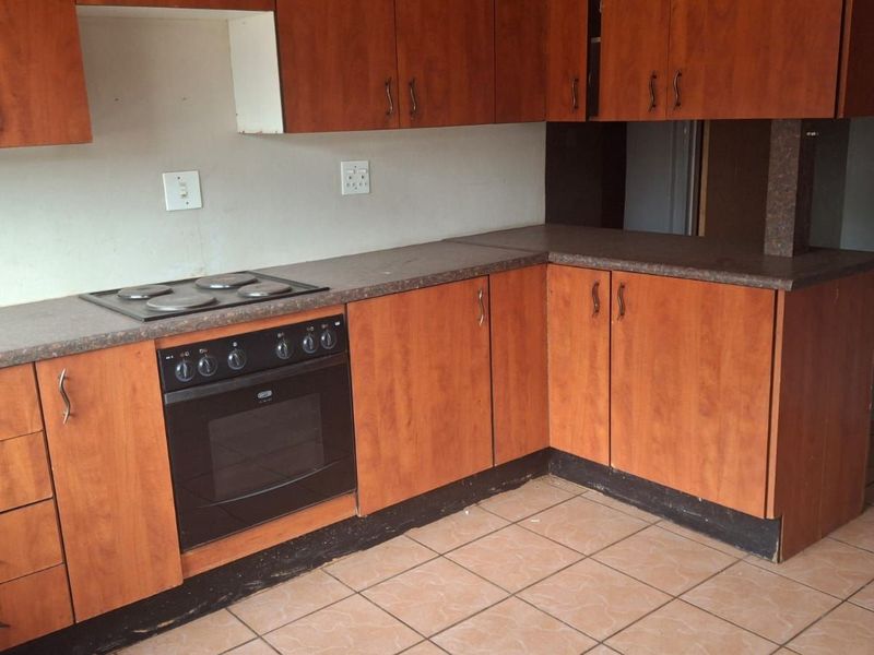 House For Sale in Danville - Photo 6