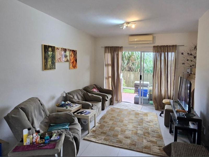 Apartment For Sale in Sheffield Beach - Photo 5