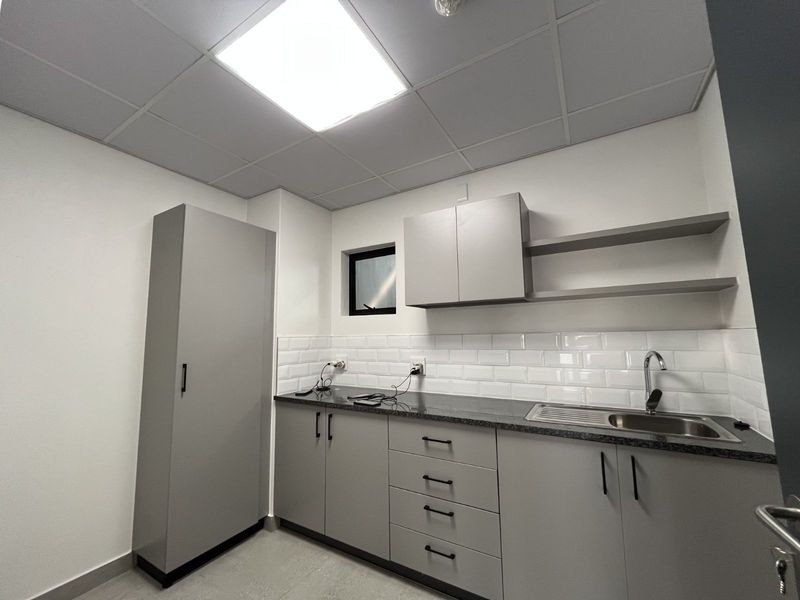 Industrial To Rent in Samrand Business Park - Photo 4