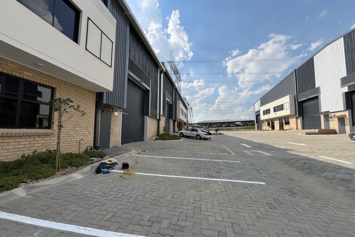 Industrial To Rent in Samrand Business Park - Photo 3