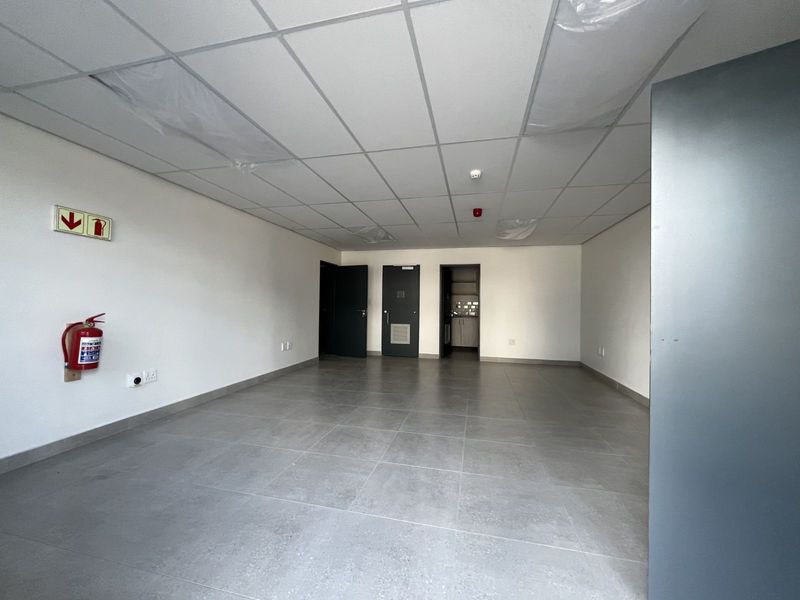 Industrial To Rent in Samrand Business Park - Photo 10