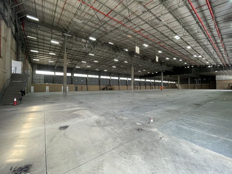 Industrial To Rent in Samrand Business Park - Photo 4