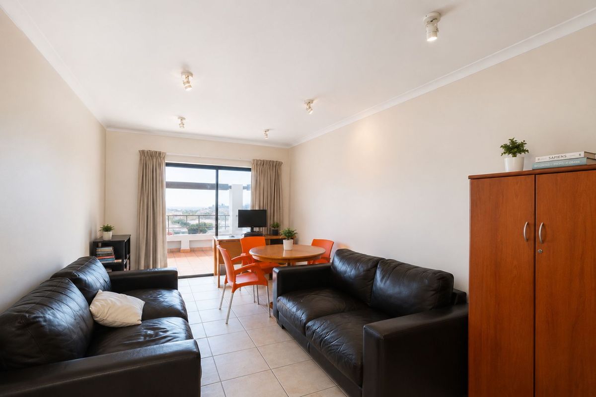 Apartment For Sale in Royal Ascot - Photo 5