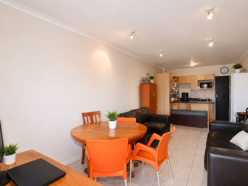 Apartment For Sale in Royal Ascot - Photo 4