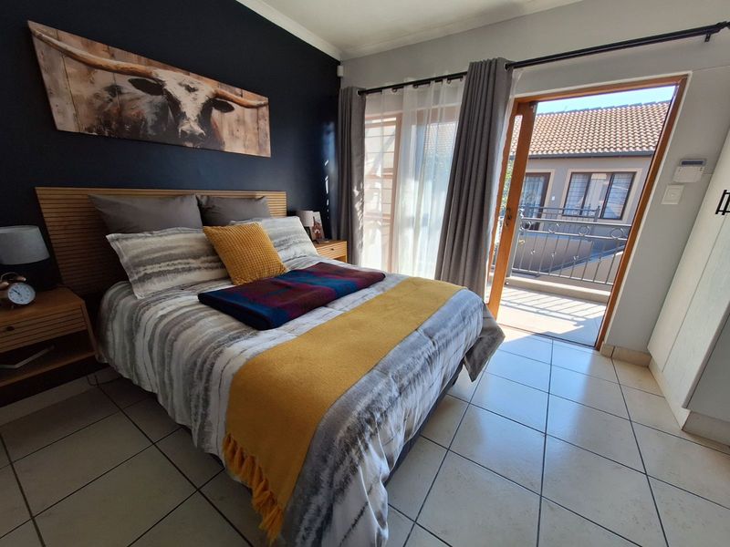 Townhouse For Sale in Moregloed - Photo 8