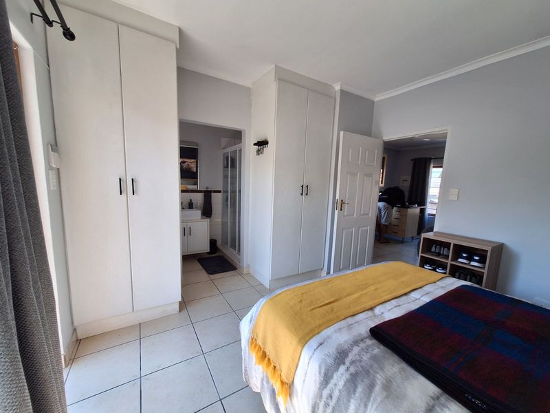Townhouse For Sale in Moregloed - Photo 9