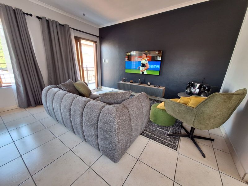 Townhouse For Sale in Moregloed - Photo 6