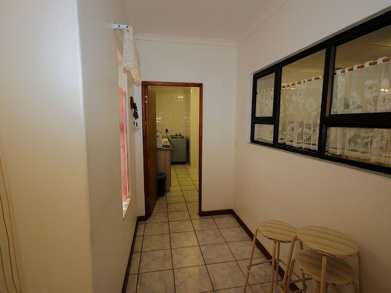 House For Sale in Fraaiuitsig - Photo 6
