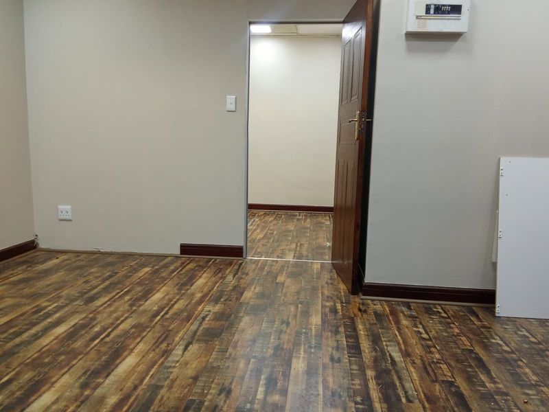 Commercial To Rent in Sandton Central - Photo 7