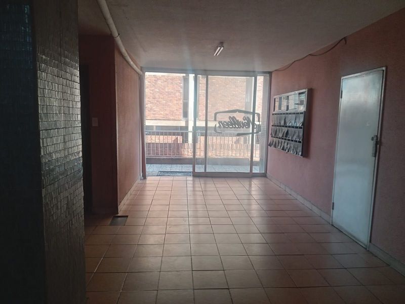 Apartment For Sale in Arcadia - Photo 5