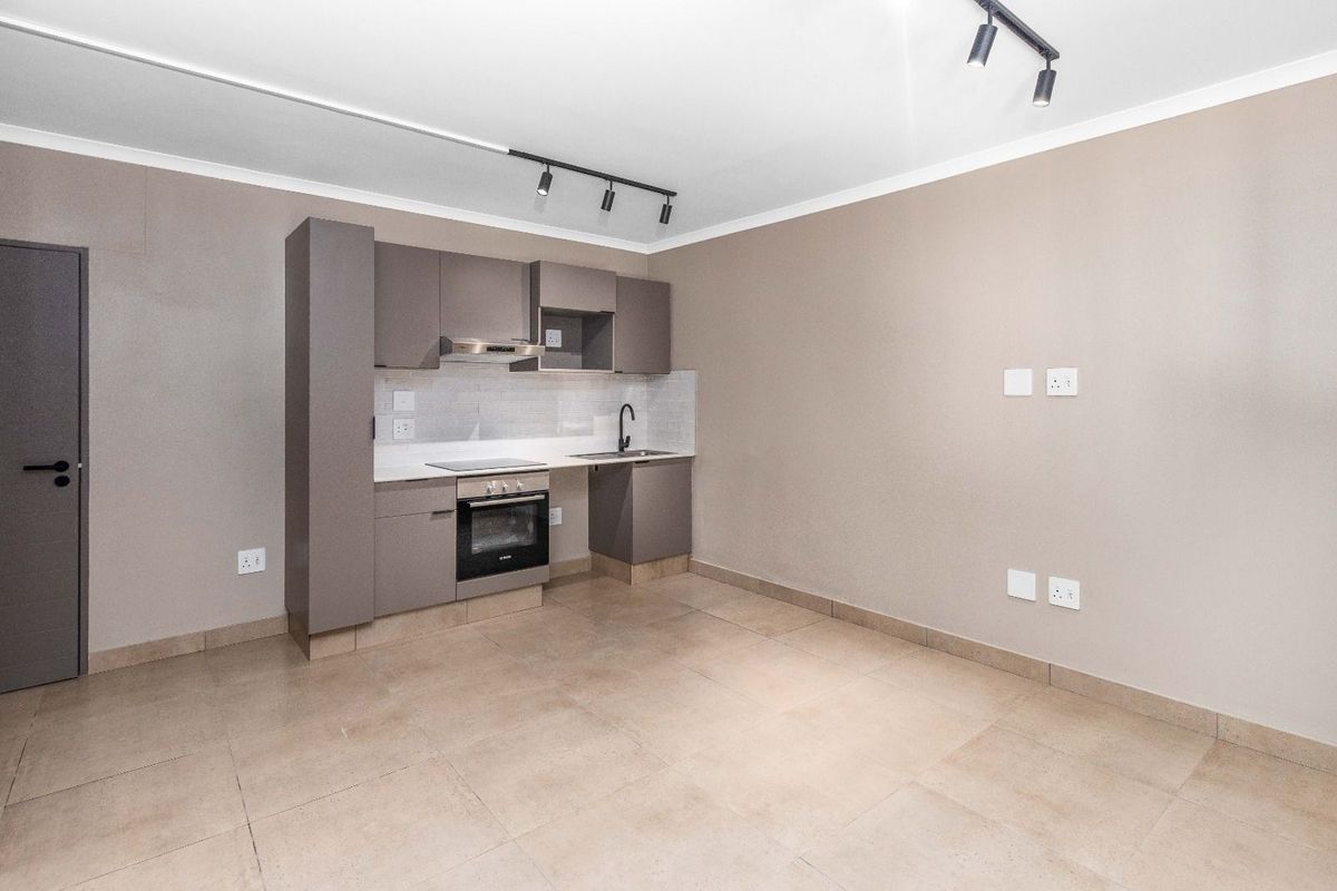 Apartment For Sale in Bedfordview Central - Photo 5